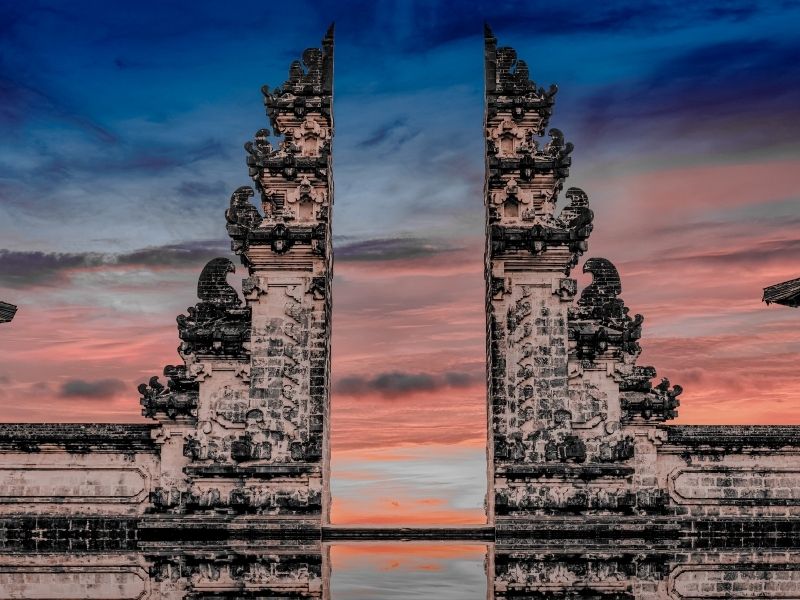 <p>Porta del Paradiso</p>